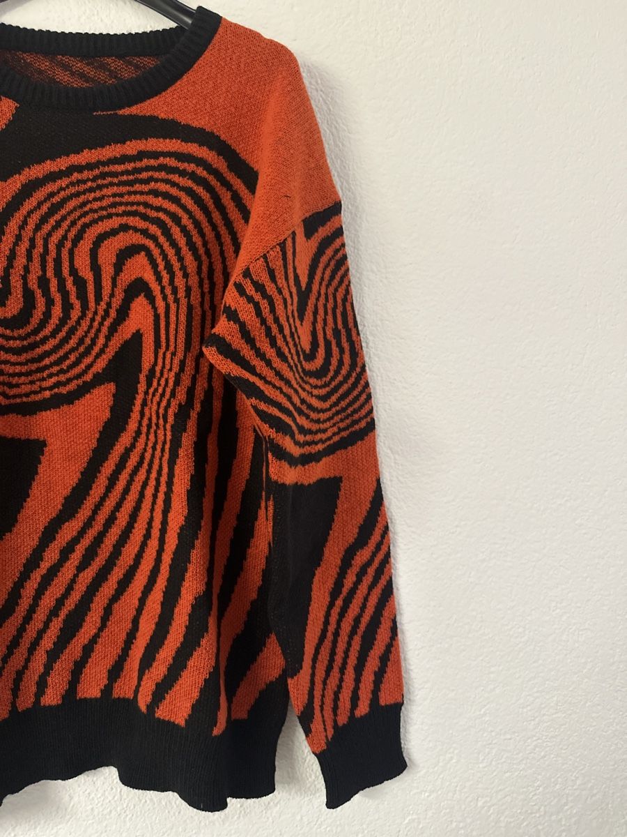 Maglioni & Felpe: Stylischer Pullover, Grösse M, schwarz-rot – Nuovo (secondo la descrizione) da Solothurn venduto da Ib1a 1