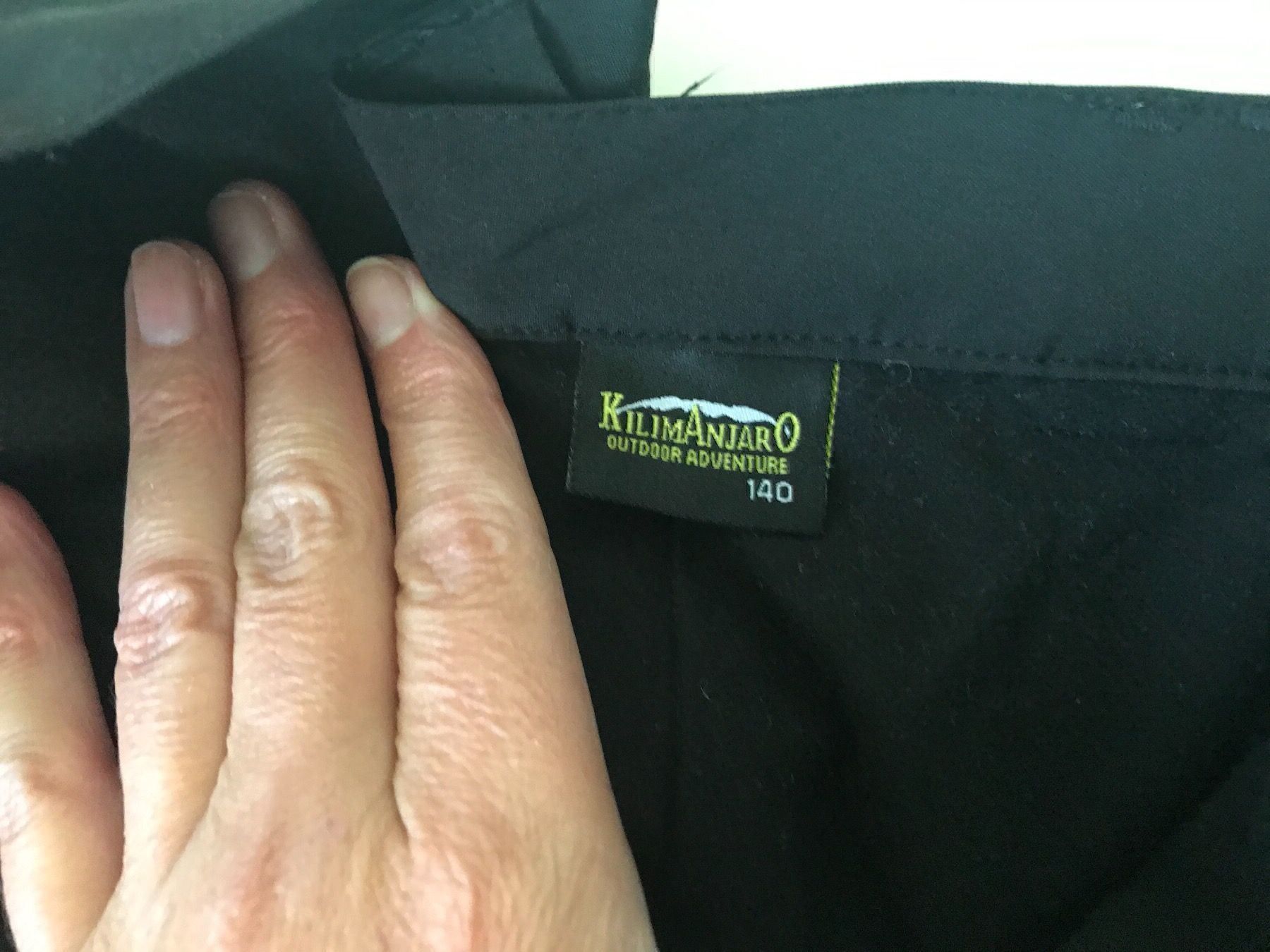 Pantaloni: Outdoor Hose lang Gr. 140 – Usato da Mauren venduto da SB1606 1