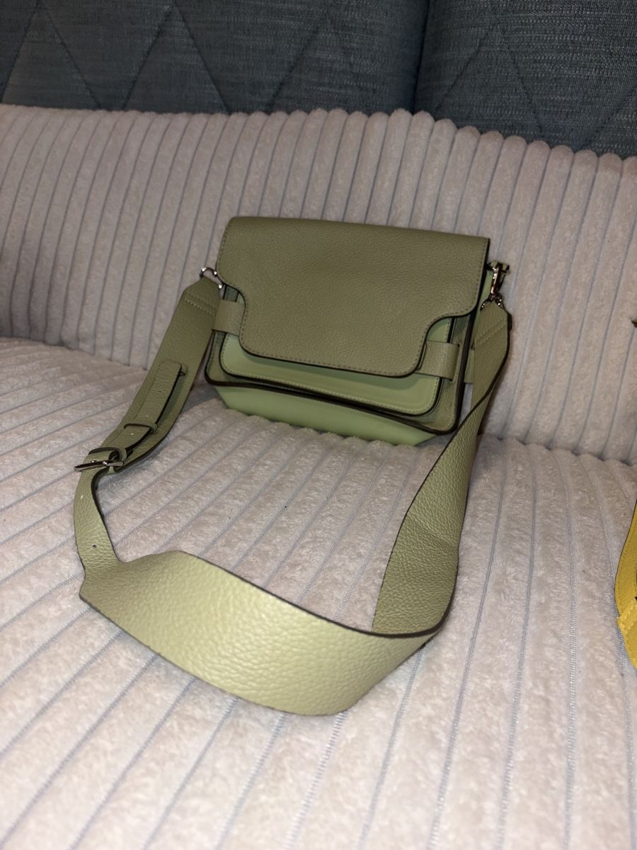 Taschen für Damen: Leder Handtasche, Frühlingsgrün! – Neu und originalverpackt aus Basel von kko_8vql 1