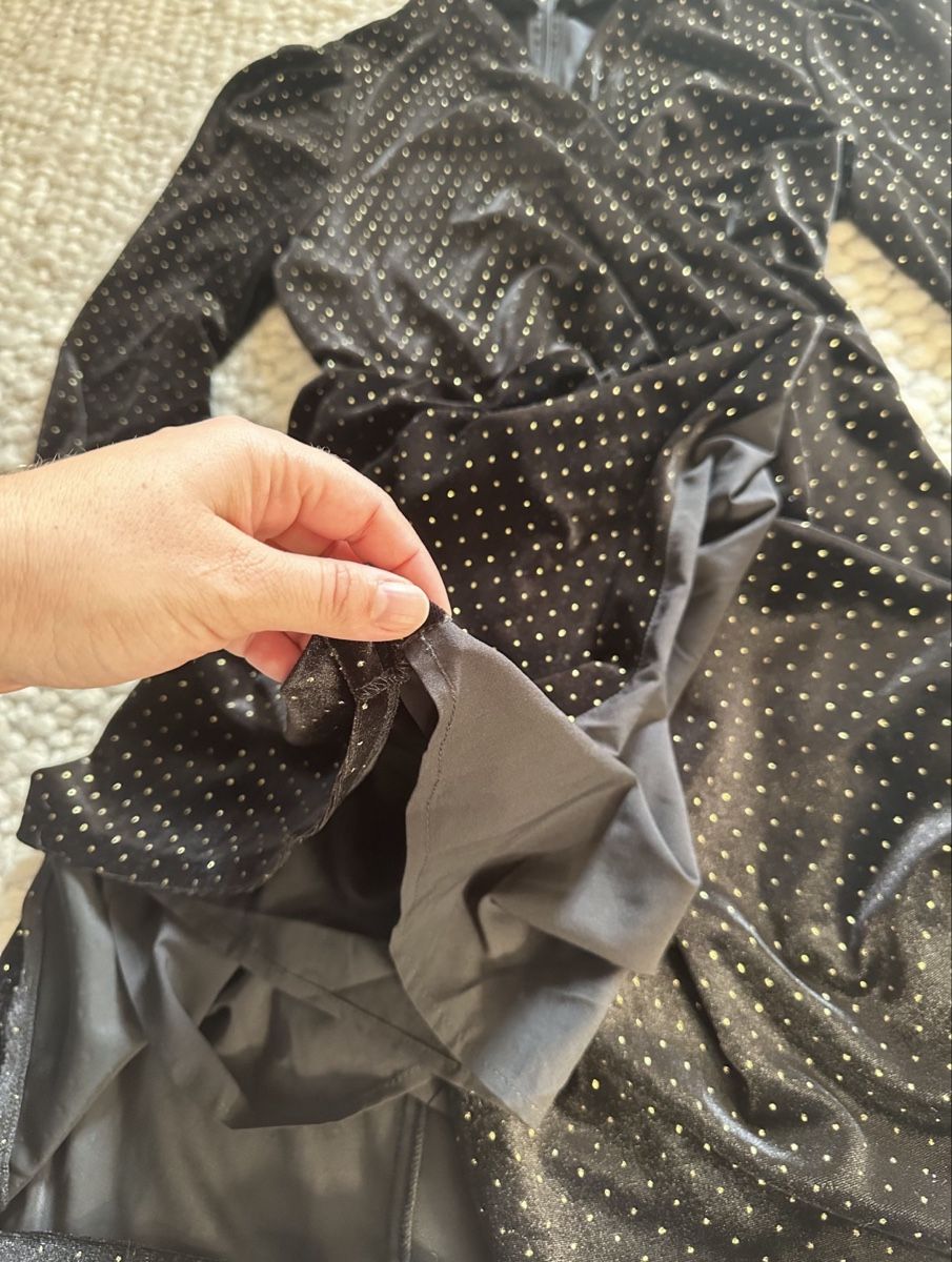 La Redoute Vestiti: ELEGANTES SAMTKLEID MIT GLITZERPUNKTEN – Nuovo (secondo la descrizione) da Schaffhausen venduto da rot_yyy7 2