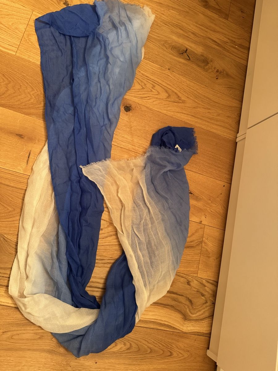 Foulard & Sciarpe: 100% Merino Schaal – Usato da Schaan venduto da kri_tsw8 1