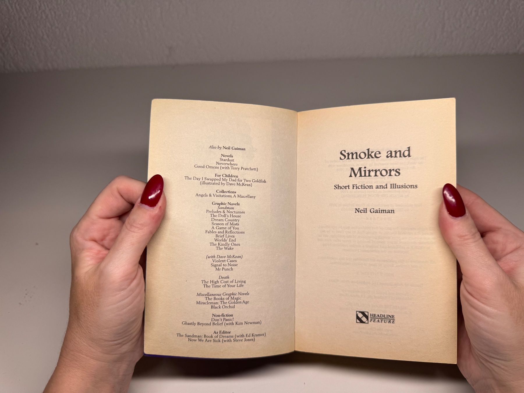 Libri: NOVEL: Neil Gaiman, Smoke and Mirrors – Usato da Grosswangen venduto da English_books 1