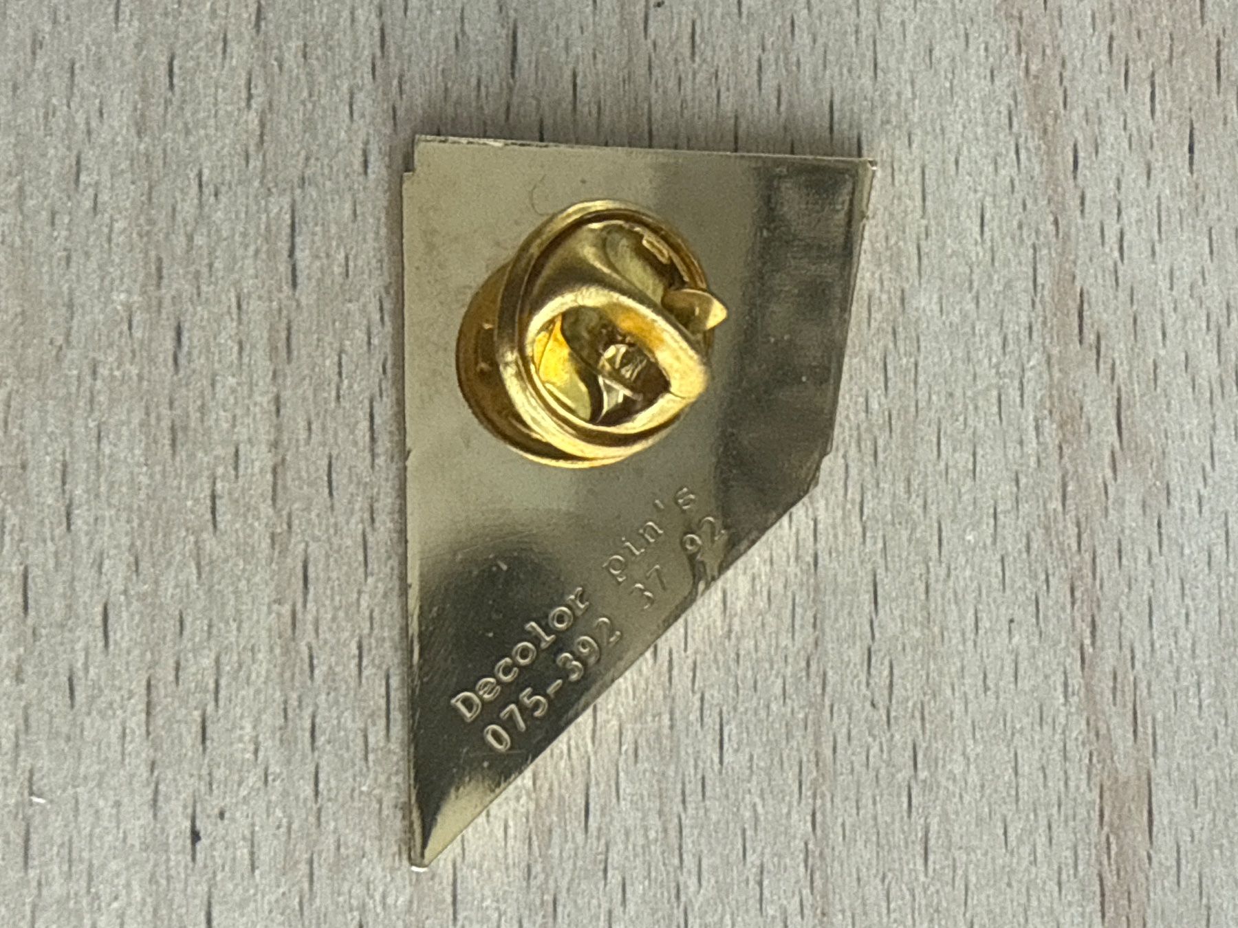 Placchette & Badge: Pin Guggenmusig Robehouuse – Usato da Glattbrugg venduto da Schweigmatt 1
