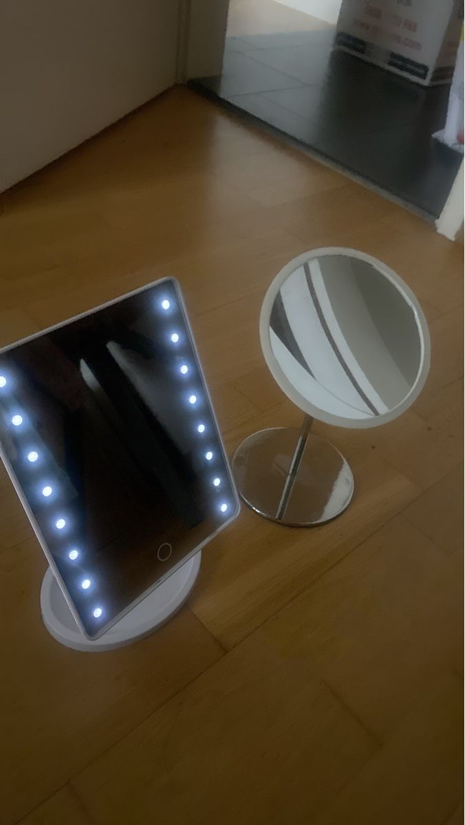 Specchi: LED Makeup Mirror – Usato da Dietikon venduto da Tdaf33