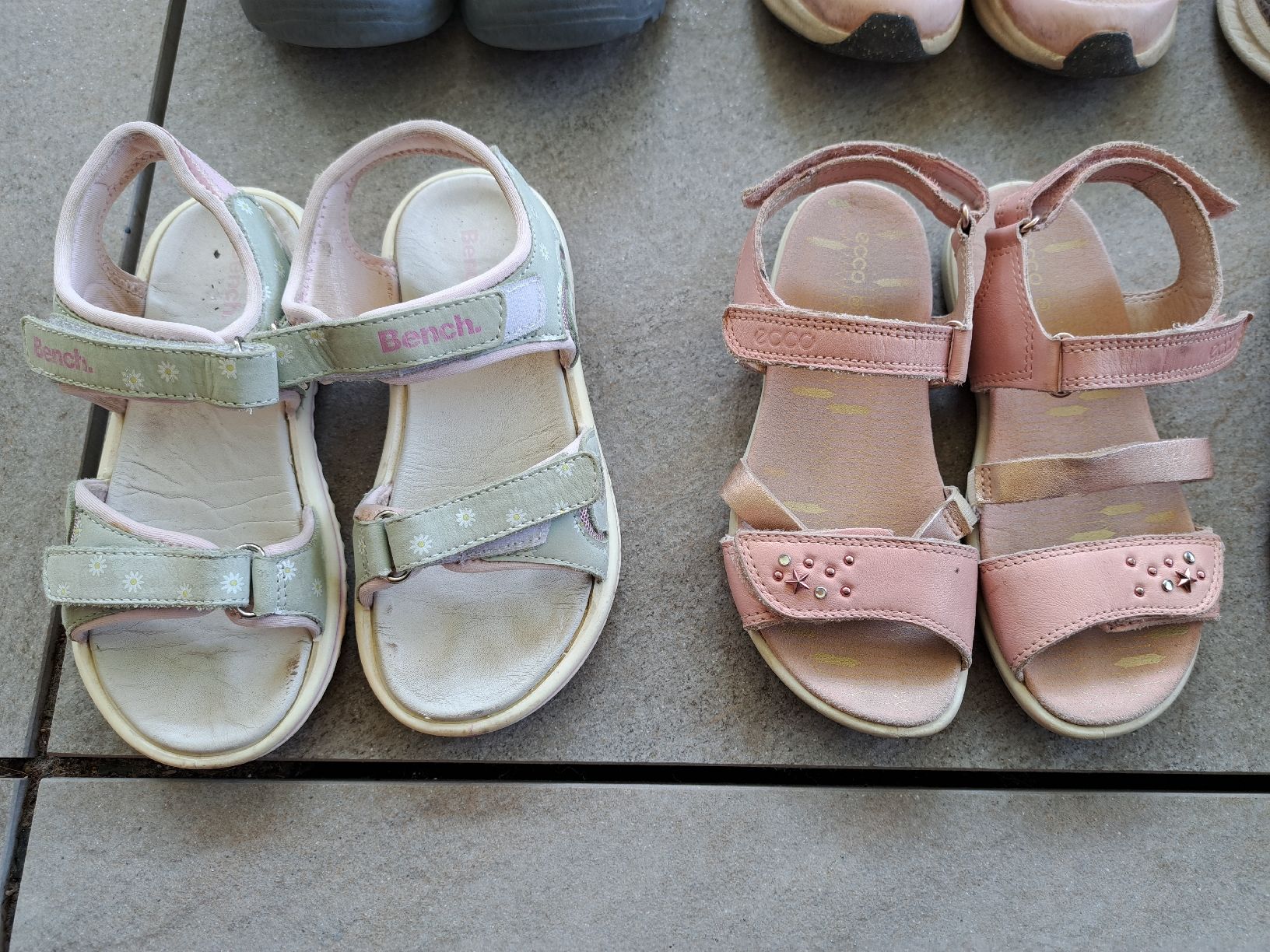Ecco Scarpe per ragazze: Schuhe Gr. 29 Superfit, Ecco, Nike, Speichers, Bench,Quechua – Usato da Bergdietikon venduto da Staphylococcus 2