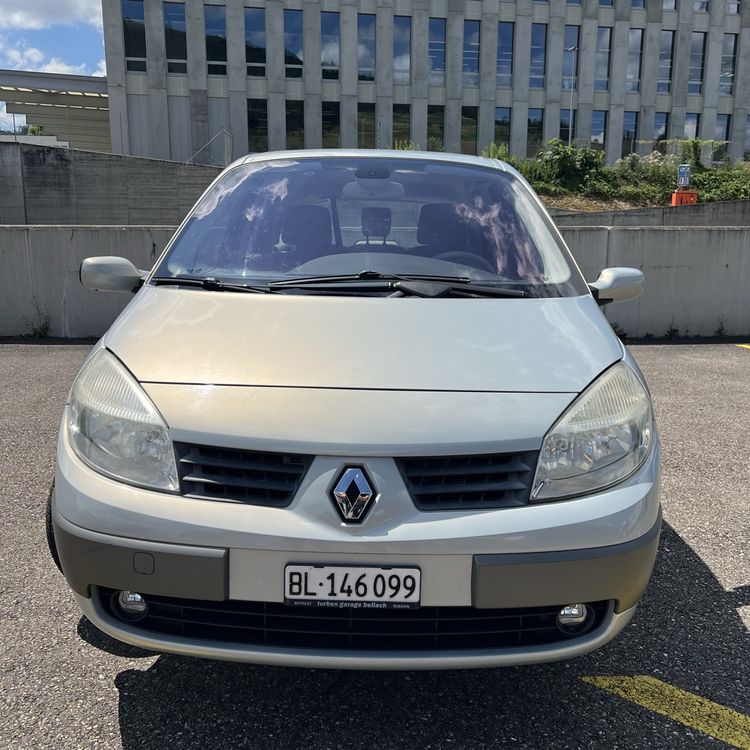 Renault Automobili: Renault Scénic 2.0 16V, nur 90’000 km! Sehr gepflegt! – Usato da Binningen venduto da olg_yp2x 1
