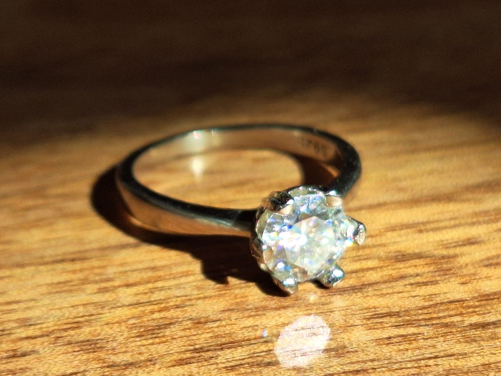 Anelli: Solitär Moissanit Ring 1.0 ct. D, VVS1, Sterling Silber  – Usato da Dornach venduto da bals28 2