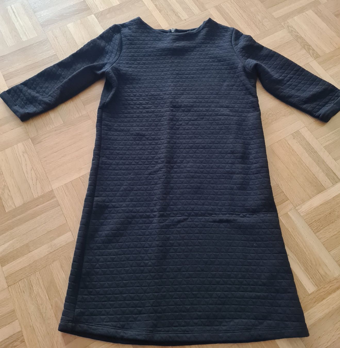 Kleider: Sweatkleid von Armedangles Gr.XS – Neu (gemäss Beschreibung) aus Lengnau BE von zebra-jonny 1