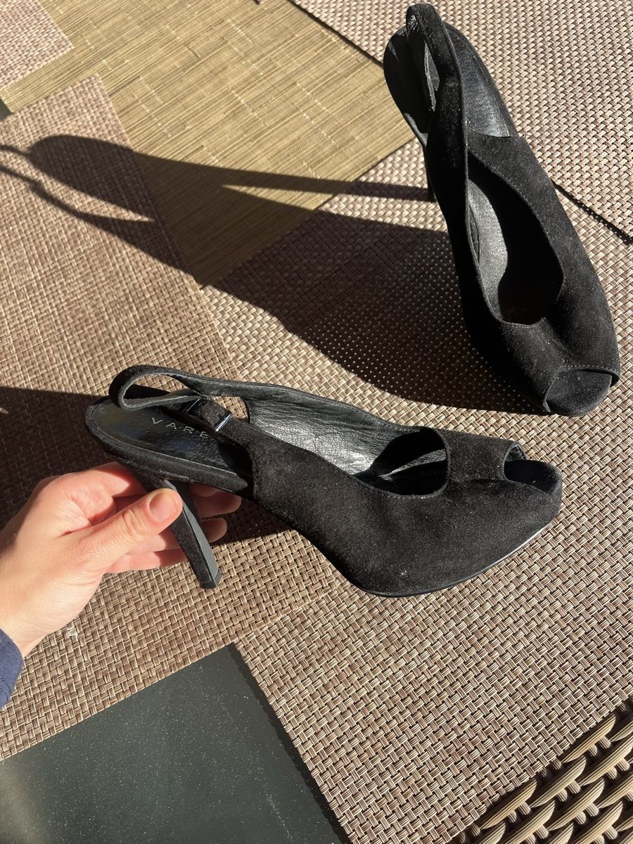 Scarpe da donna: Varese black wedge heels – Usato da Pully venduto da ari_78pk