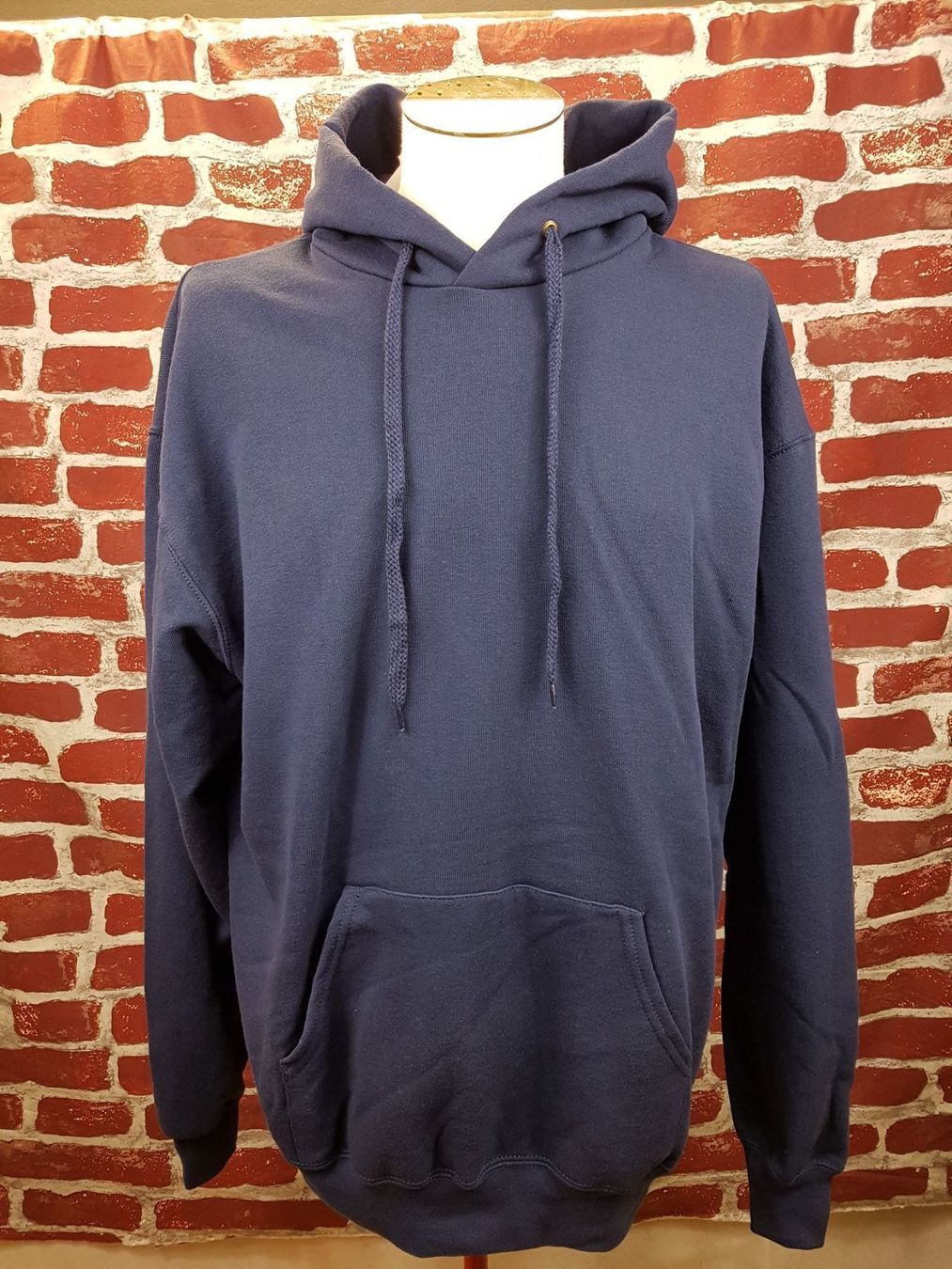 Pullover & Sweatshirts: Hoodie mit Kapuze warm Pullover Gr. M – Neu und originalverpackt aus Seuzach von VT-Collections1