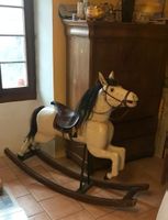 Cheval à bascule Schaukelpferd bois Holz ancien antik