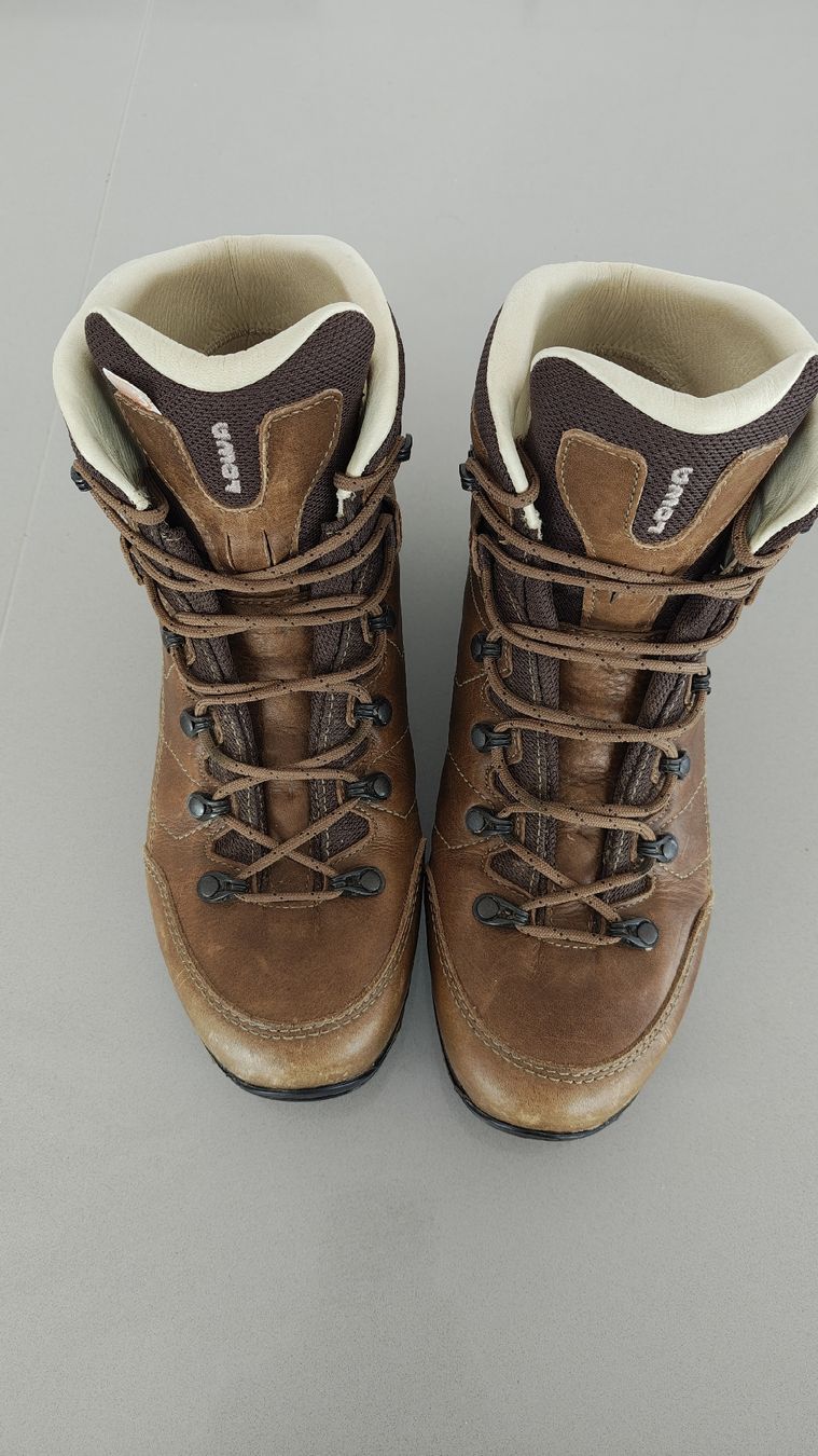 Lowa Scarpe da donna: LOWA Wanderschuh Leder – Usato da Meggen venduto da nixentrixen 1