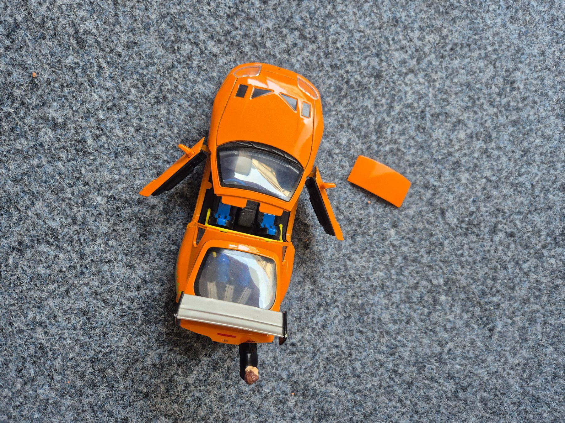 Toyota Modellini d'auto: Toyota Supra Modellauto Orange – Usato da Domat Ems venduto da tchnesa 1