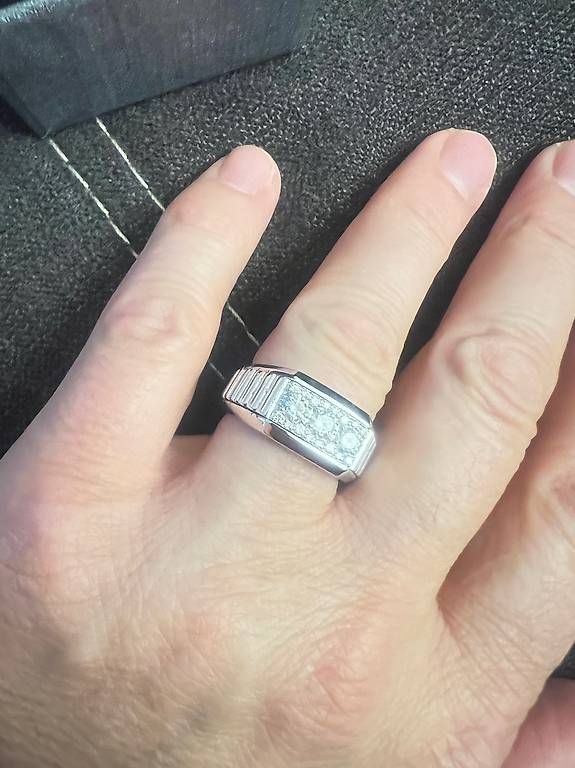 Anelli: Herren Ring mit Brillanten  – Usato da Pfäffikon ZH venduto da SuisseLife