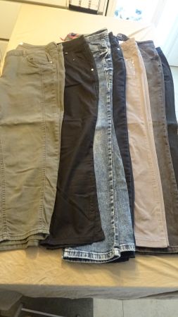 7 Hosen Cecil Gröss 36/ Länge 26,30,32
