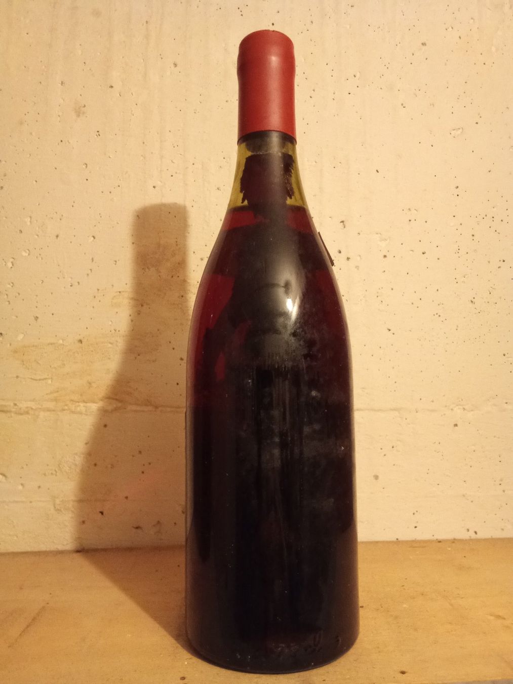 Vino: Chambolle-Musigny Jean Amiot, 1979 – Nuovo e nell'imballaggio originale da Bilten venduto da Bora3 4