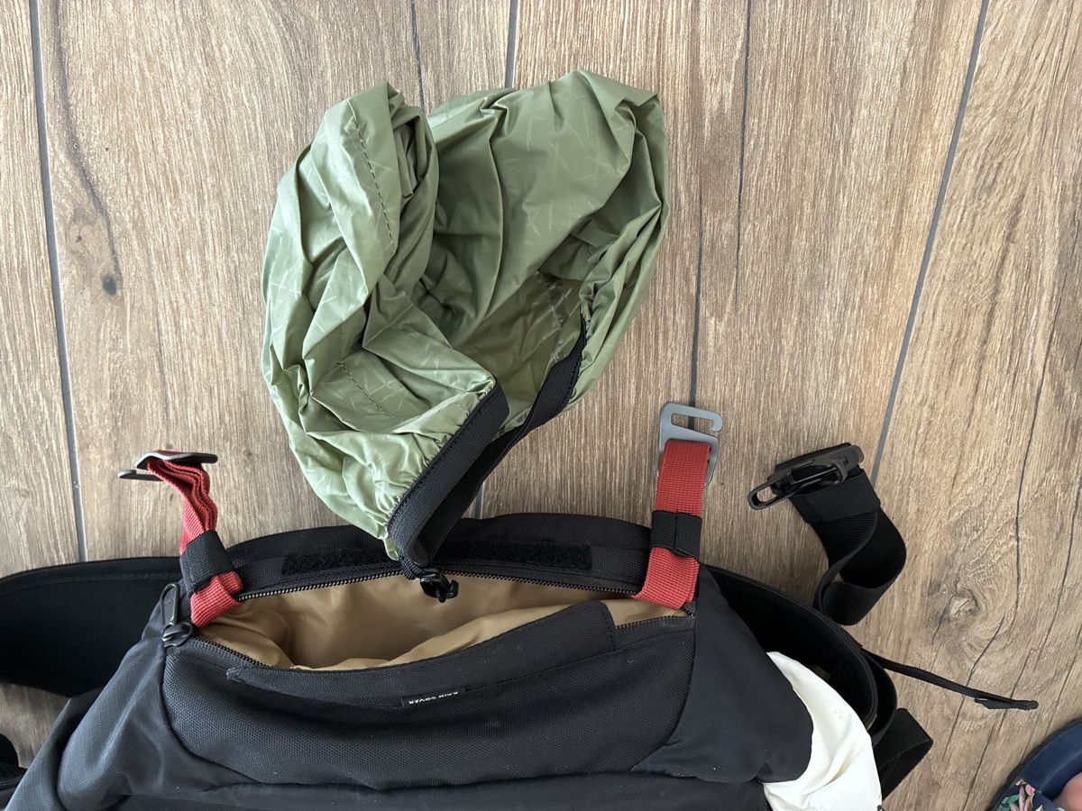 Evoc Zaini: Evoc Rucksack mit Protektor – Nuovo (secondo la descrizione) da Neuendorf venduto da nischa26 8