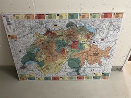 Hallwag Wandkarte: Länge 1.40 x Breite 1.0 Meter neuwertig
