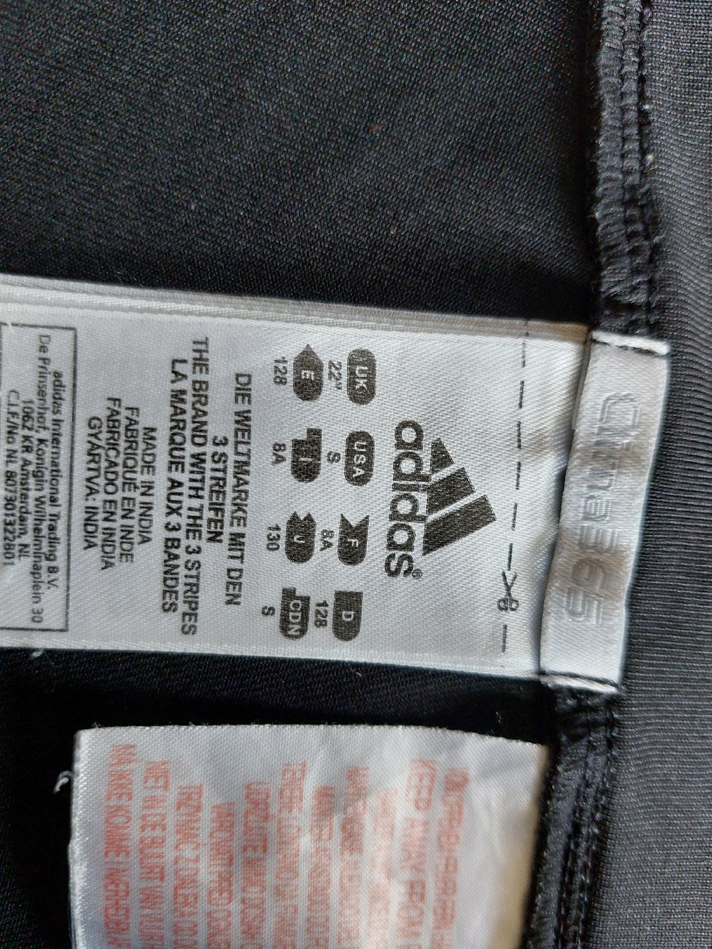 Pantaloni: Adidas Sporthose Mädchen Gr. 128 – Usato da Effretikon venduto da swobdo 1