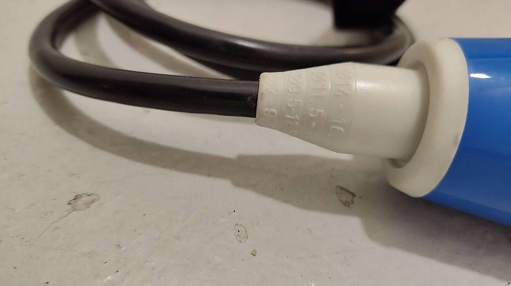 Unità & Adattatore: Starkstrom Adapter, neuwertig – Usato da Ballwil venduto da bom_ar 1