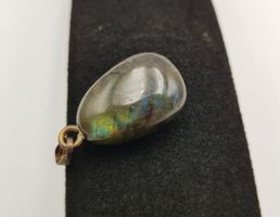 Halskette mit Anhänger