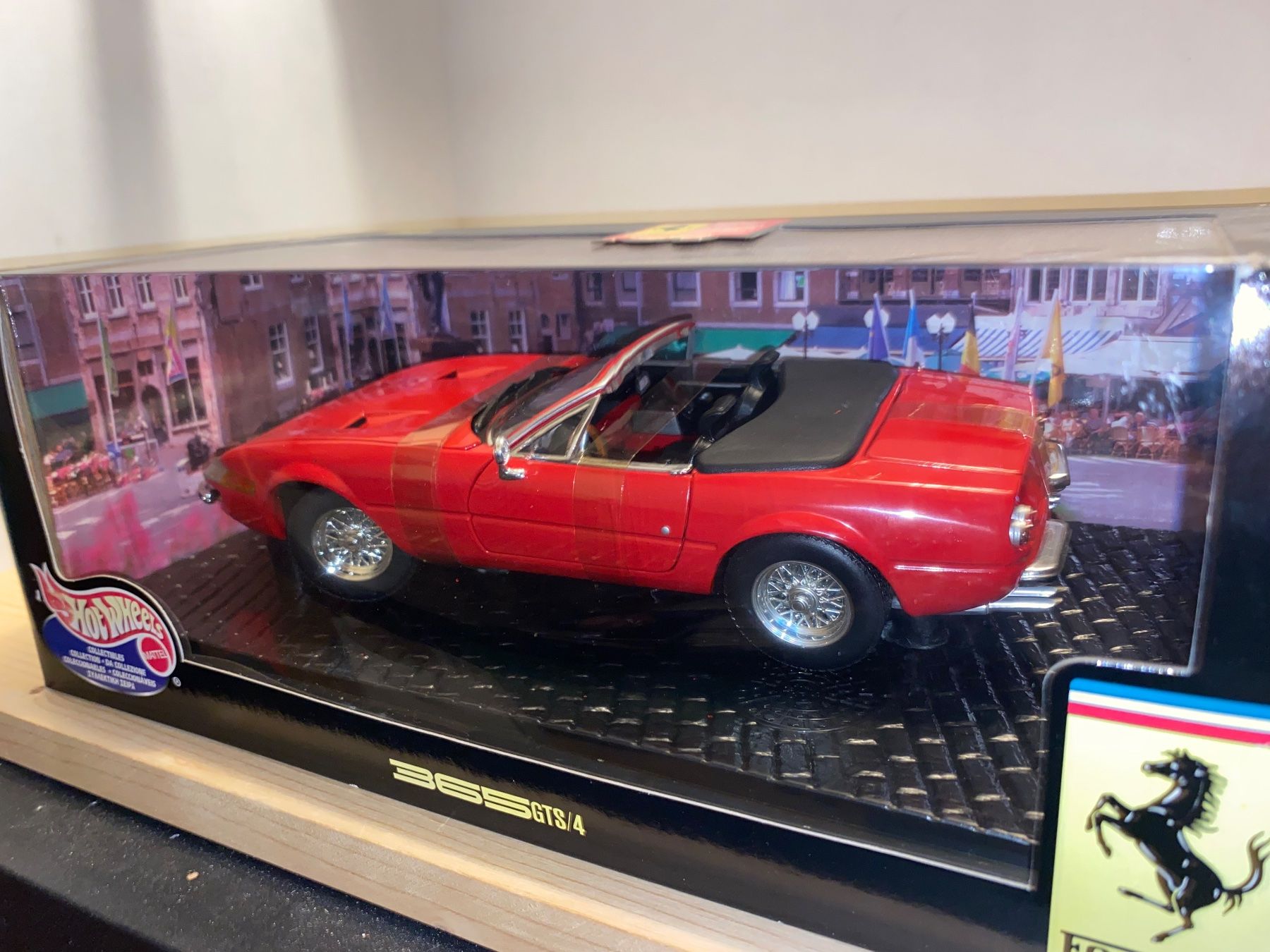 Ferrari Modellini d'auto: Ferrari 365 GTS/4 1/18 – Nuovo (secondo la descrizione) da Wohlen AG venduto da PrivatSammlung 1