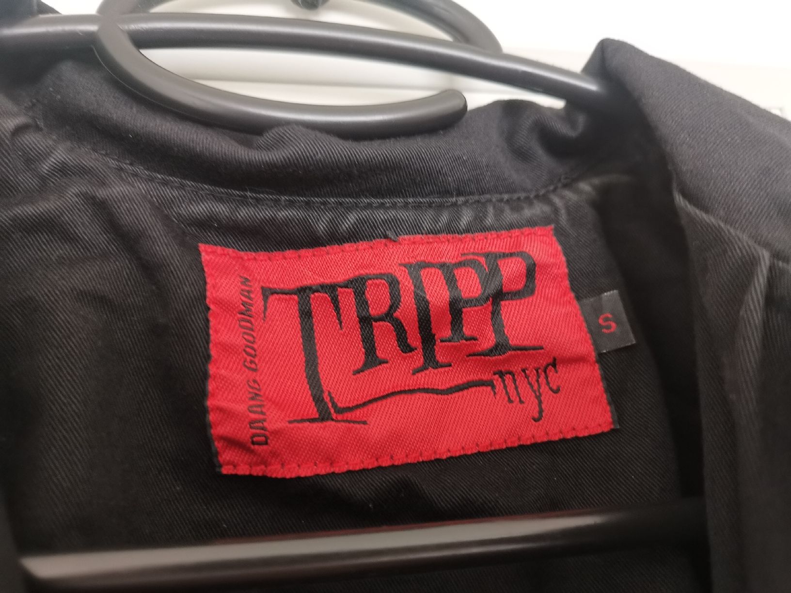 Cappotti: Mantel von Tripp NYC – Usato da Zürich venduto da Immoertel 4