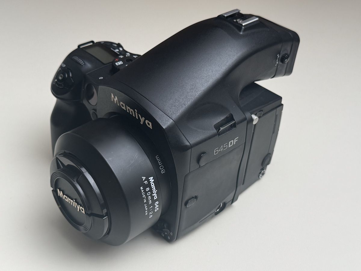 Mamiya Kamera: Mamiya 645 DF mit 80mm 2.8 Objektiv + P30 Digiback – Gebraucht aus Brugg AG von 50sven 1