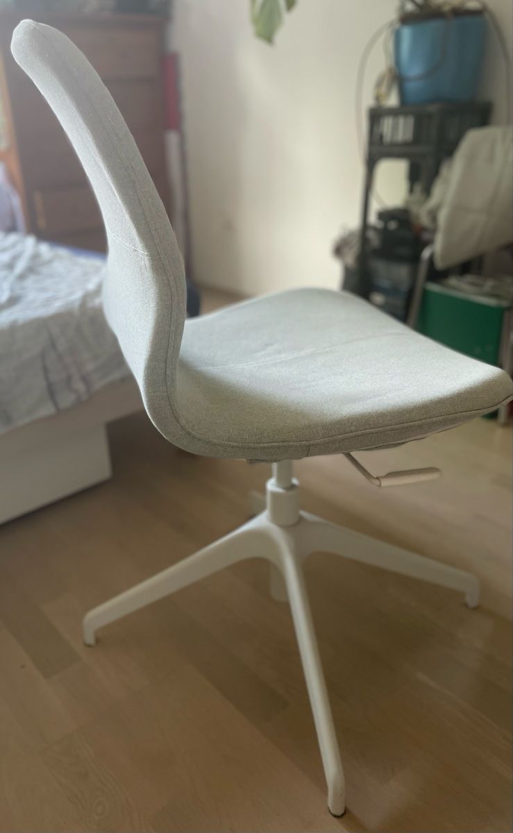 Ikea Chaises: Stuhl / Bürostuhl  – D'occasion à Bern par wen_6n2t 1
