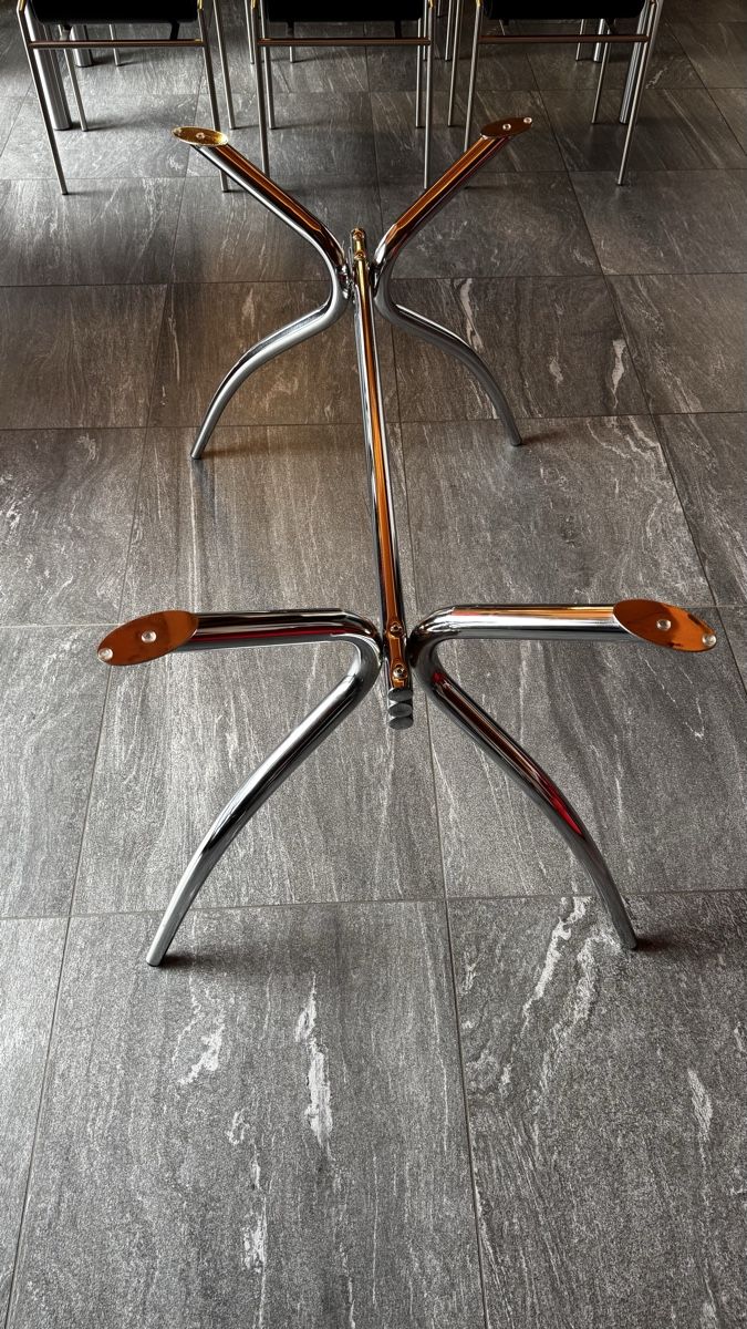 Tables: Glastisch mit Chromgestell   – D'occasion à Oberhofen am Thunersee par Gastern01 4