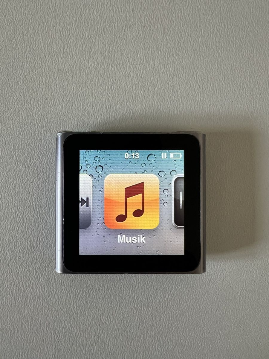 Apple Lettore multimediale portatile: iPod nano 6. Generation 16 GB – Usato da Chur venduto da Gio7013
