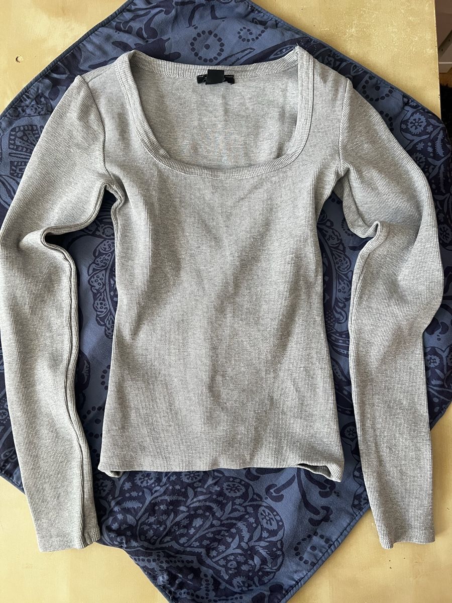 Tops: Langarmshirt – Neu (gemäss Beschreibung) aus Baden von maj_wv7b