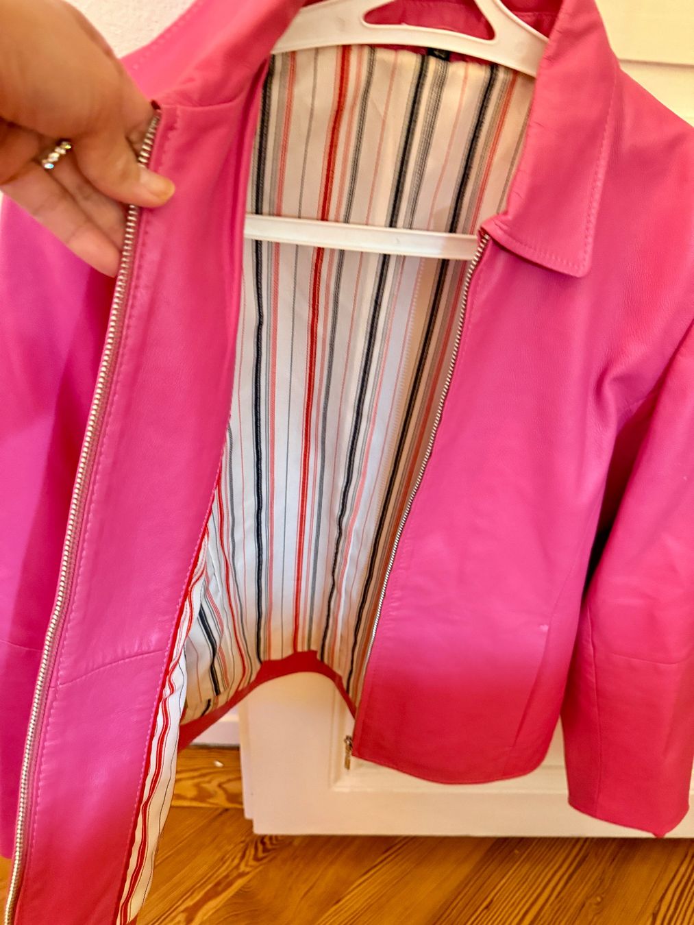 Jacken: Rosa Lederjacke – Gebraucht aus Genève von mar_g5r2 1
