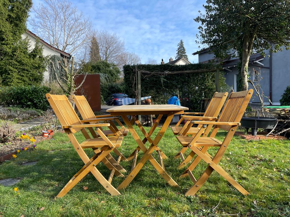 Holz Gartenset Klapptisch mit 4 Klappstühlen Kaufen auf Ricardo