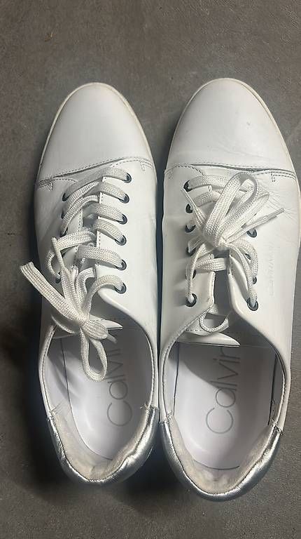 Scarpe da donna: Calvin Klein Sneaker 41 – Usato da Rotkreuz venduto da ELMT