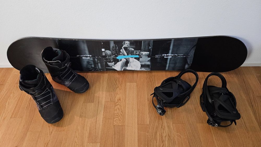 Burton set snowboard 156, boots and bindings Acheter sur Ricardo