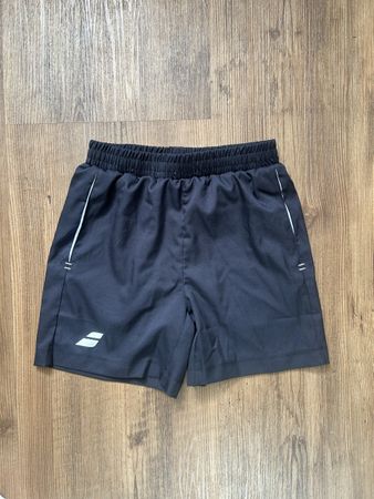 Short de sport Babolat  – Taille 8-10 ans – Très bon état 