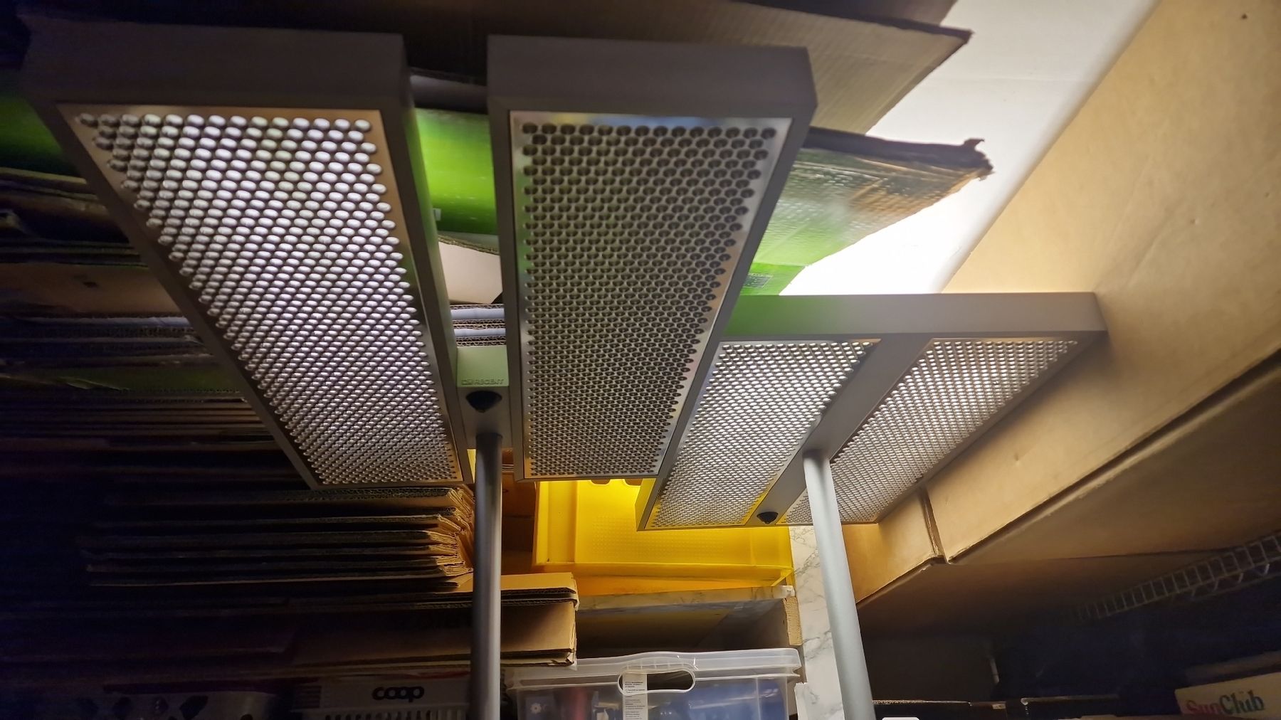 Regent Lampade: Regent Stehlampe / Bürolampe – Usato da St. Gallen venduto da crjc 1