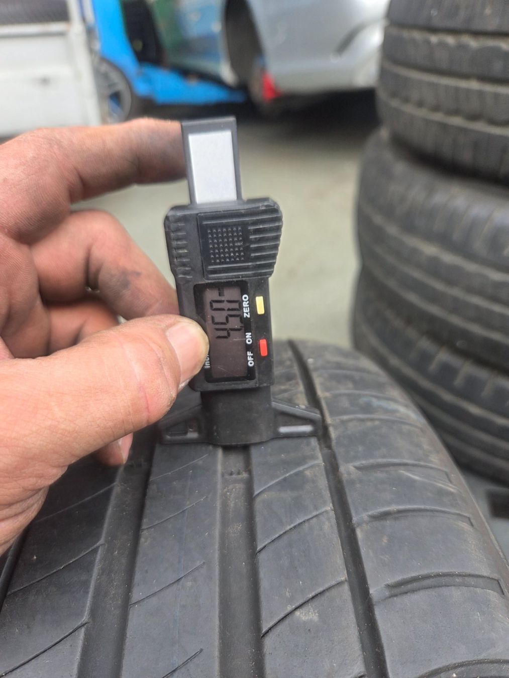 Pneumatici & Ruote complete: 205 / 55 R 17   MICHELIN – Usato da Fischbach-Göslikon venduto da Emanuel.Bardhi 4