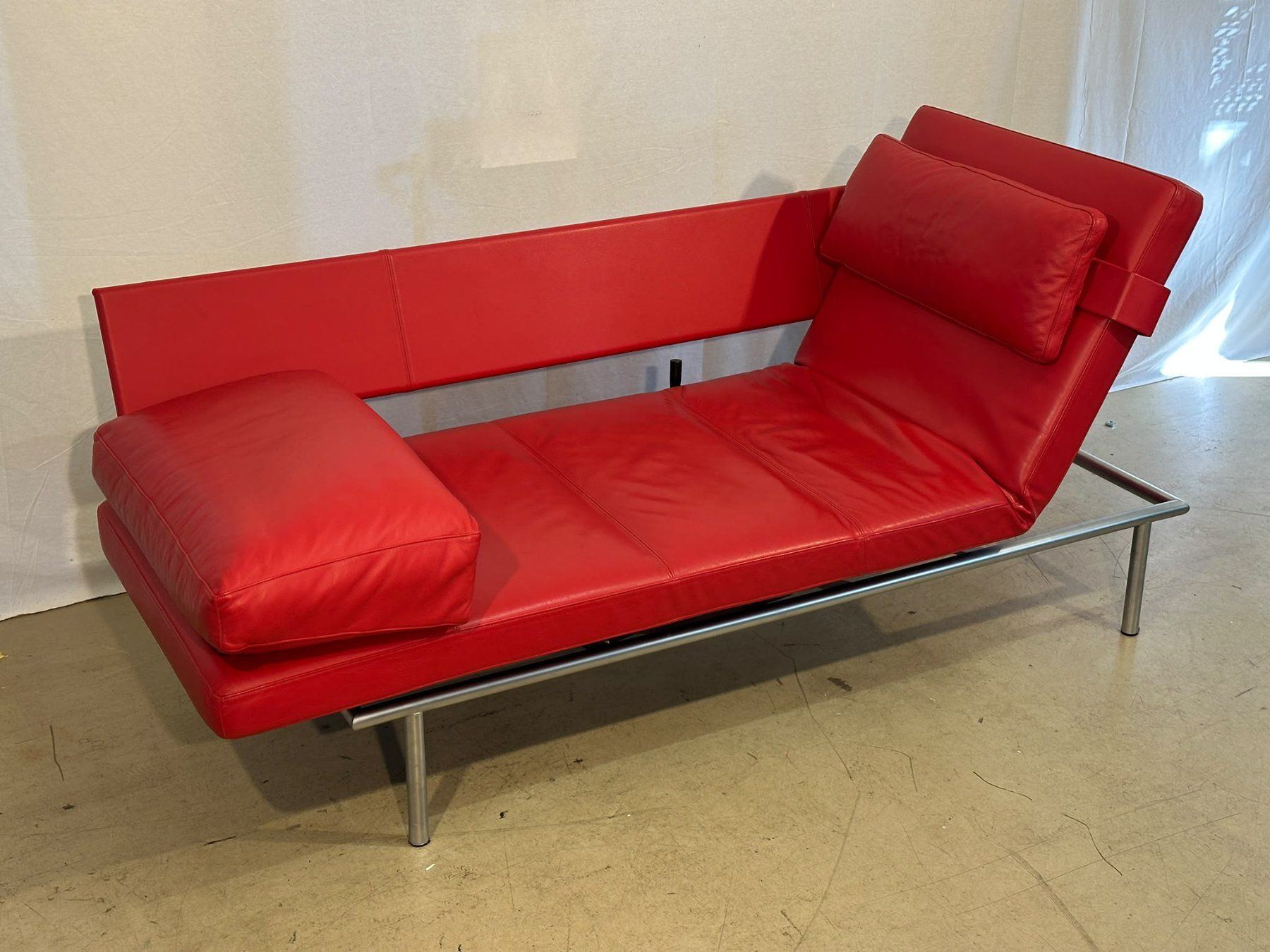 Sedie a sdraio: IP Design Campus Liege, rotes Leder - Ref 10/28 – Usato da Au ZH venduto da BrockiAu 4