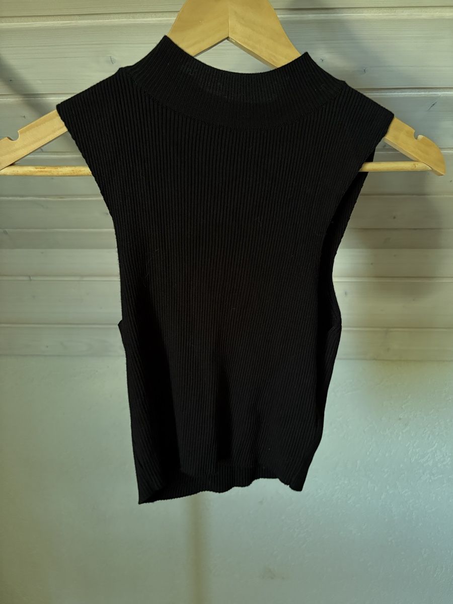 Tops: MOCKNECK TOP – Neuf (Voir description) à Bettwiesen par wombat90