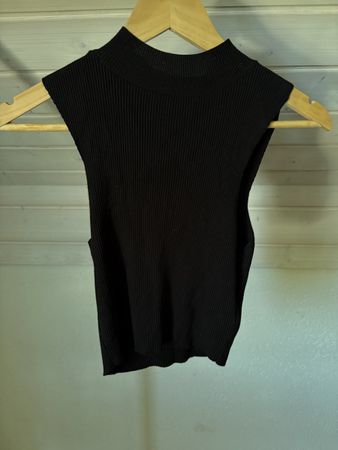 MOCKNECK TOP
