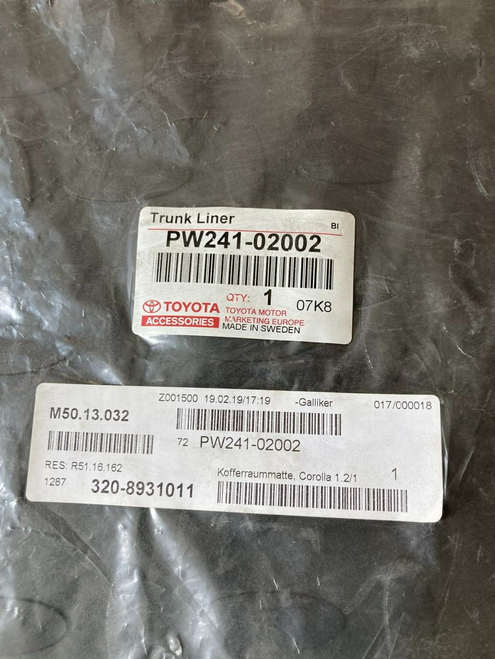 Toyota Tutti pezzi di ricambio auto: Toyota Corolla PW241-02002 – Usato da Altenrhein venduto da Tribun75 1