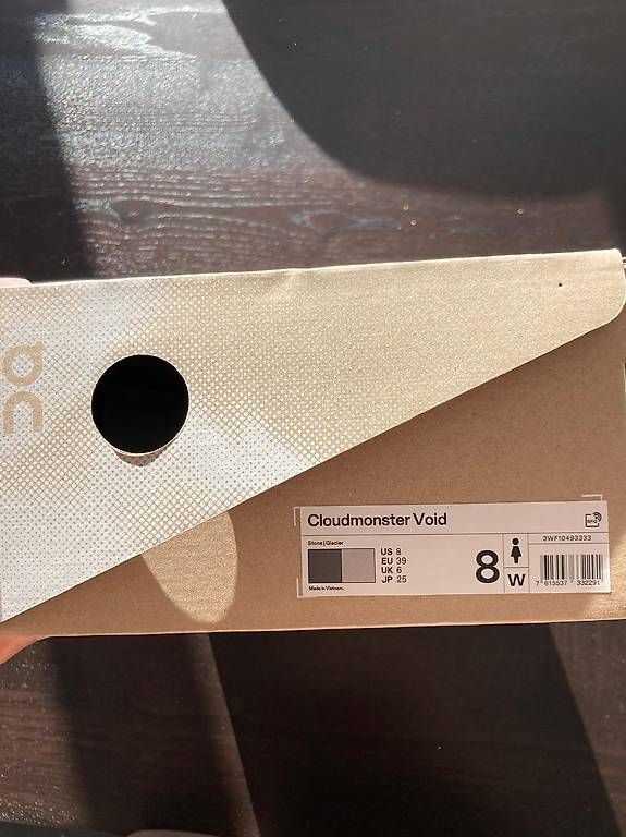 Scarpe da donna: On-Schuh, Cloudmonster Void (39) – Nuovo e nell'imballaggio originale da Bern venduto da ton_j7sz 2