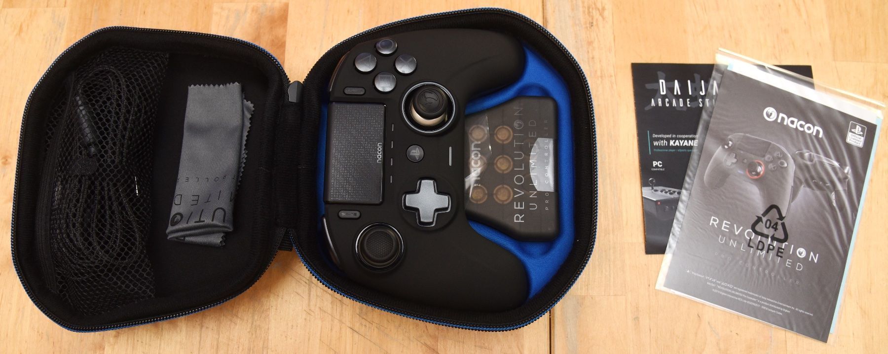 Namco Controller: Nacon Revolution Unlimited Pro Controller (NEU) – Nuovo e nell'imballaggio originale da Frenkendorf venduto da gelbeZinnie 3
