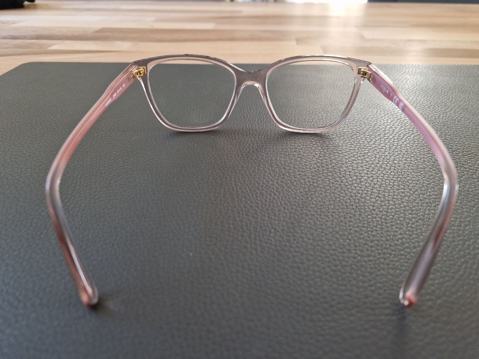 Vogue Brillen & Gläser: Brille Vogue mit Korrektur – Gebraucht aus Lyss von katelisa 7