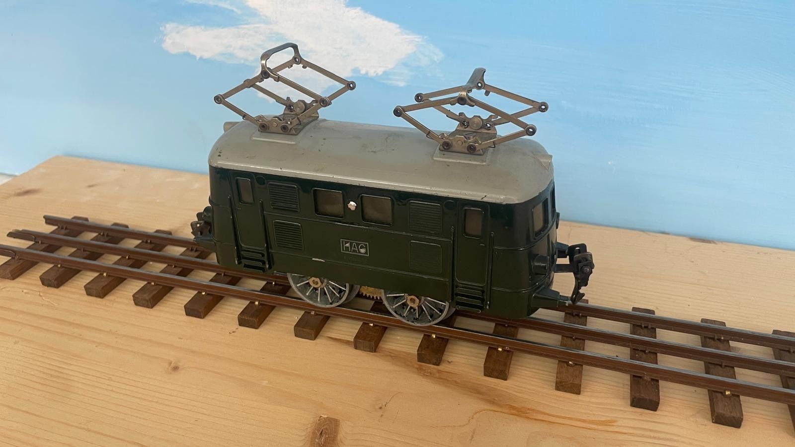 Hag Modellini di ferrovie: HAG Lok Spur 0 – Usato da Birmensdorf ZH venduto da 6109
