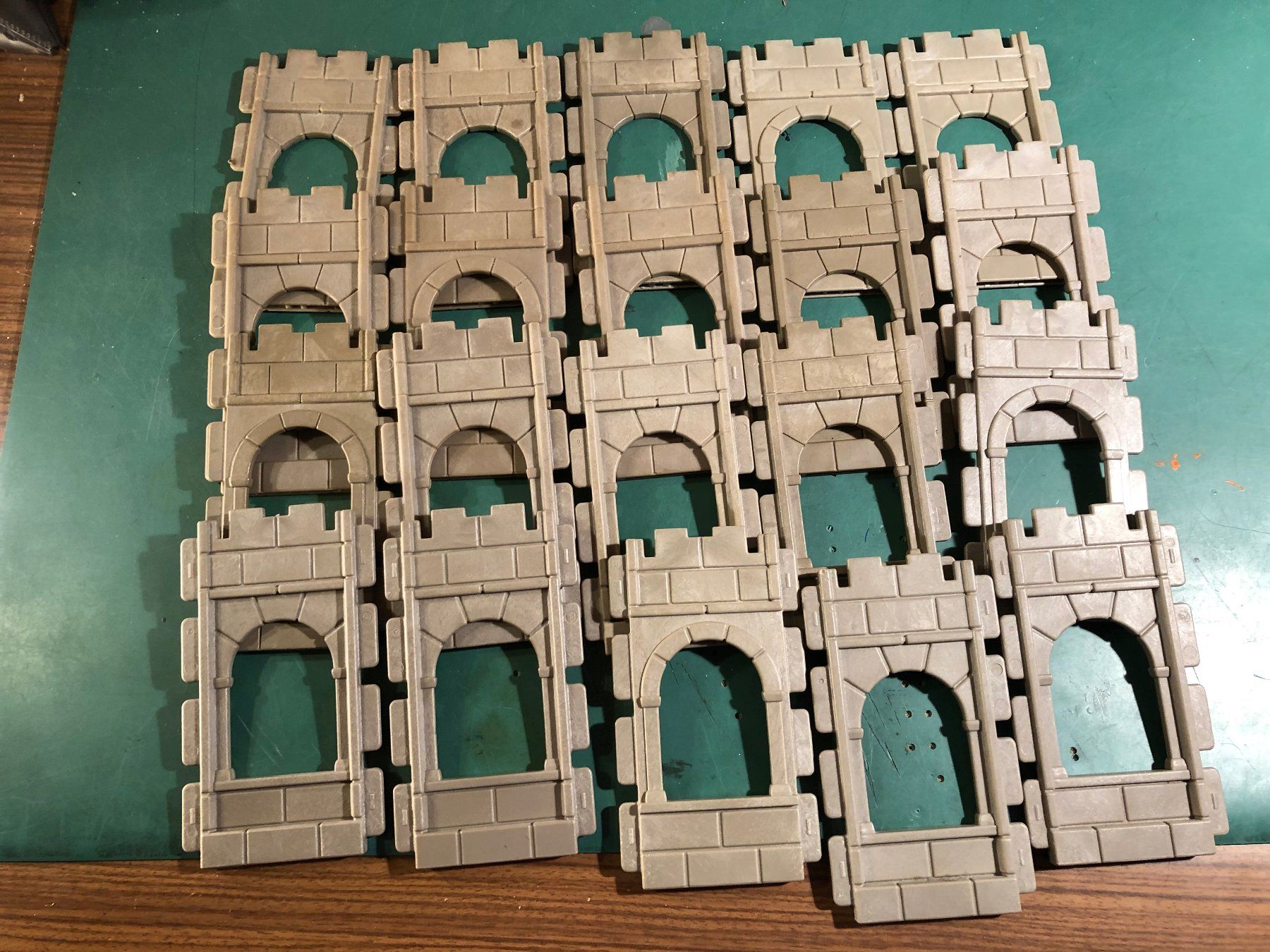 Playmobil Giocattoli: Playmobil Ritterburg – Usato da Ueberstorf venduto da gui_f2q8
