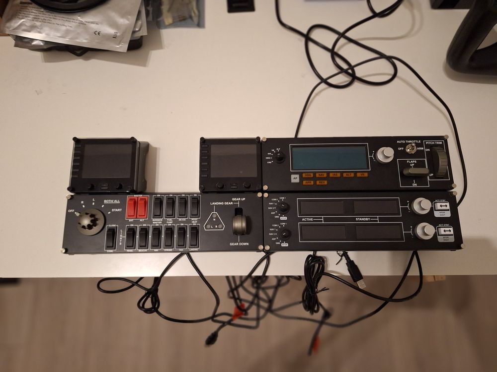 Logitech Flight Instrument Panel & Controller kpl. (Gebraucht) in ...