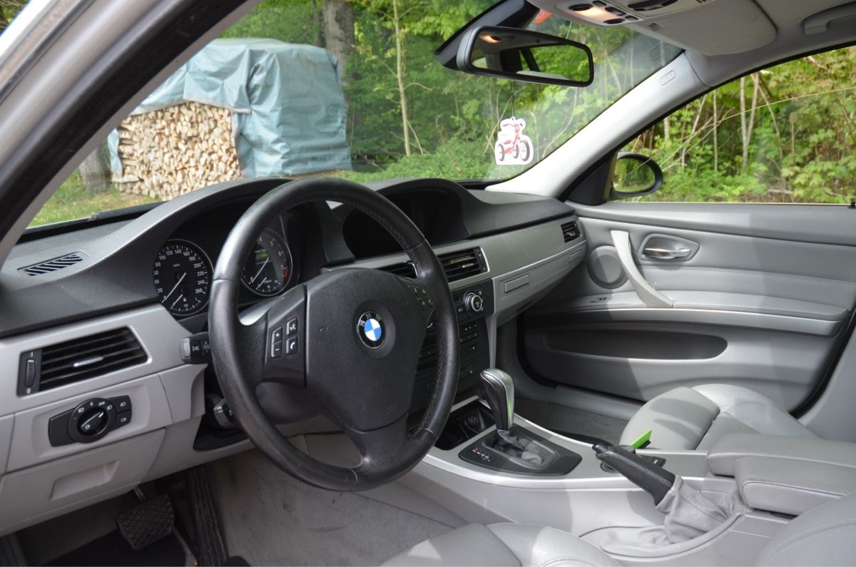 BMW Automobili: BMW 325 xDrive E91 Touring – Difettoso da vordemwald venduto da tschwegler7 4